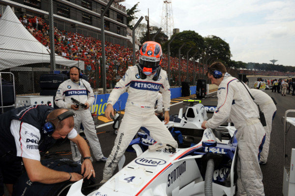 Kubica: "Necesito un coche competitivo y buenas estrategias para ganar carreras"