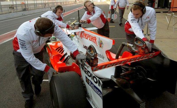 Sutil insiste en que correrá para Force India en 2009