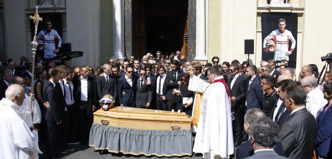 La F1 rendirá homenaje a Jules Bianchi este domingo con un minuto de silencio