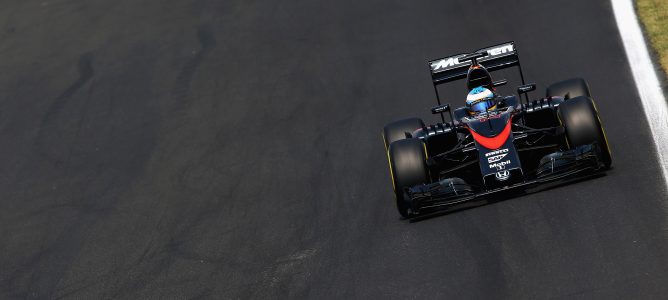 Fernando Alonso: "La quinta posición es un pequeño regalo para todo el equipo"