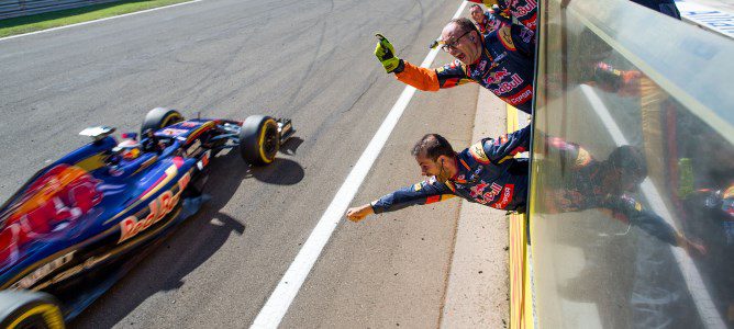 Sebastian Vettel iguala los 41 triunfos de Ayrton Senna