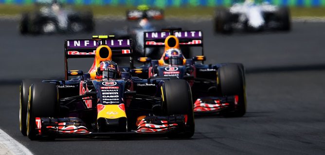 Red Bull sigue cansado de Renault: "Se nos prometió mucho"