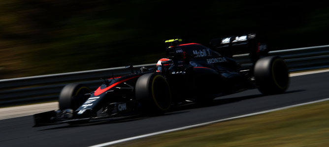 Ron Dennis: "Vamos a dar un paso adelante en Spa"