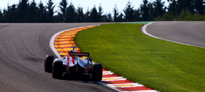Max Verstappen será sancionado con 10 posiciones por cambiar el motor Renault