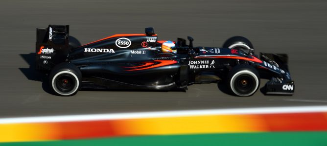 Fernando Alonso: "Una carrera en seco nos complicaría la vida"