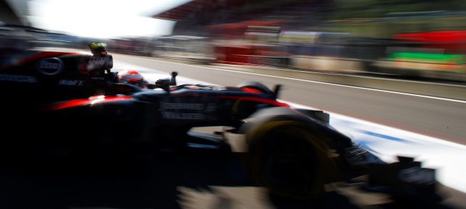 Eric Boullier indica que tener un equipo 'B' de Honda "puede ser una distracción"