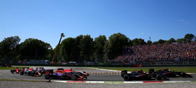 Button y Alonso siguen convencidos de que McLaren Honda se mueve en la dirección correcta