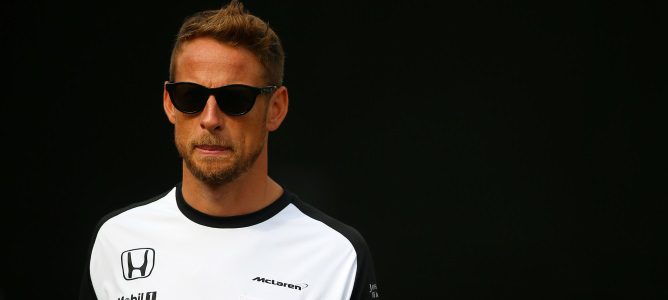 Boullier sobre el futuro de Button: "Lo hablaremos con Honda, pero McLaren decide"