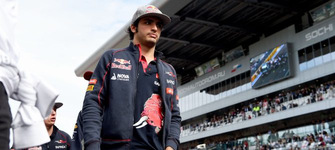 Carlos Sainz analiza su futuro: "Soy positivo y la situación parece estar mejorando"