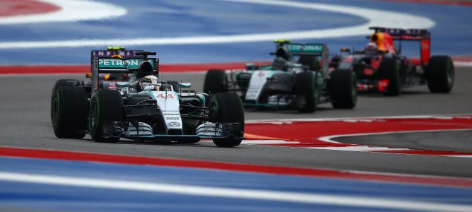 Alonso: "Lewis Hamilton es uno de los mejores, y aún le queda más por mostrar"