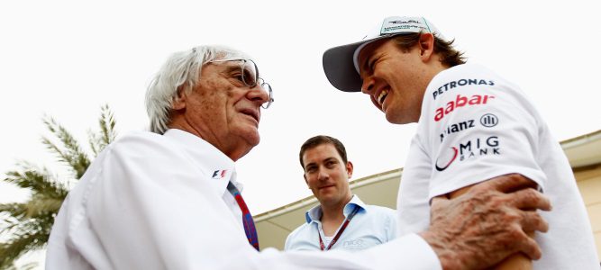 Bernie Ecclestone: "Creo que Nico Rosberg podría haber hecho mejor trabajo este año"