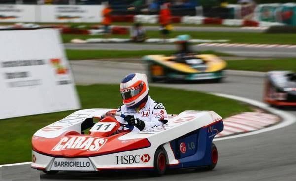 Barrichello gana a Massa... en los karts