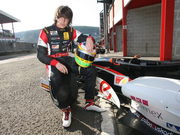 Roberto Merhi, un poco más cerca de la F1