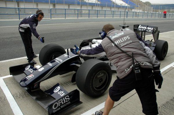 Buemi a la cabeza en el primer día en Jerez