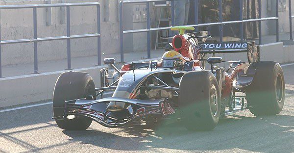 Buemi hace triplete en Jerez
