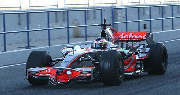 Buemi hace triplete en Jerez