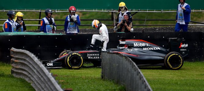 Ron Dennis: "Sabemos lo que hemos de hacer para darle la vuelta a las cosas"