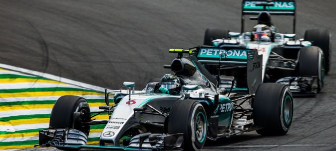 Dieter Zetsche: "Lewis Hamilton y Nico Rosberg forman una pareja de pilotos perfecta"