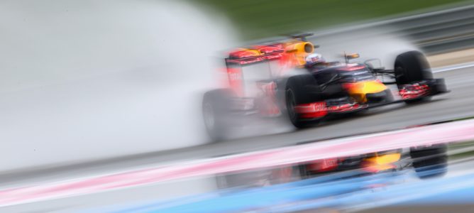 Daniel Ricciardo líder simbólico en la primera jornada de test de neumáticos en Paul Ricard