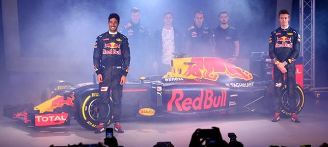 Red Bull desvela la decoración de sus monoplazas para 2016