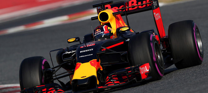 Pirelli confirma que los ultrablandos debutarán en el GP de Mónaco 2016
