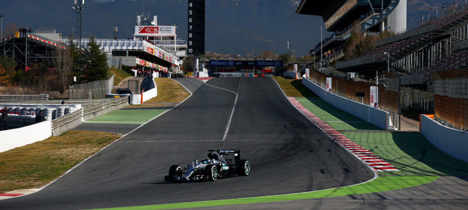 Nico Rosberg lidera la quinta jornada de test de la pretemporada 2016 de F1