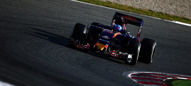 Max Verstappen, feliz en Toro Rosso: "Soy joven, no creo que deba precipitarme"