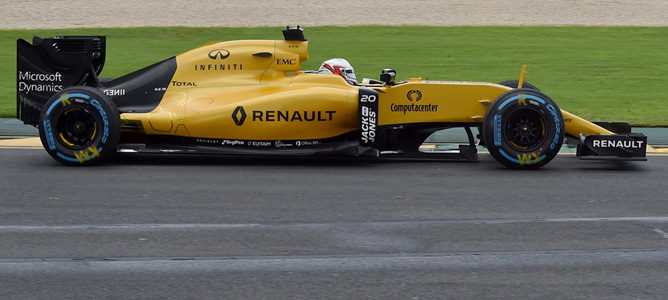 Magnussen sobre McLaren: "De momento no rompe y eso es una buena señal"