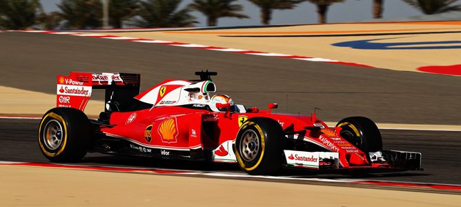 Los Ferrari se imponen en los Libres 3 del GP de Baréin 2016