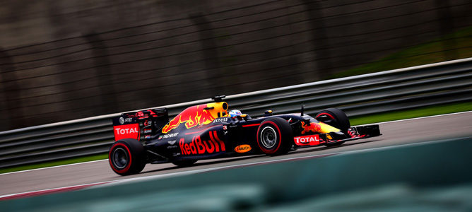 Daniel Ricciardo: "En Sochi no hay mucho desgaste de los neumáticos"