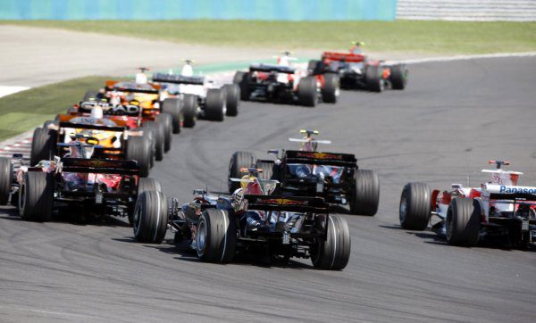 Ferrari y McLaren podrían poner 3 coches en pista