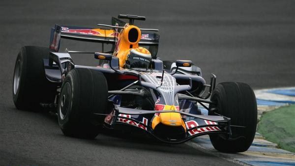 Vettel bate a Buemi y se hace con el mejor tiempo del año en Jerez