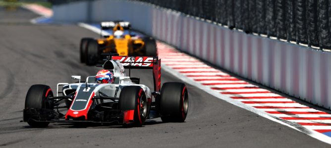 Romain Grosjean se prepara para Barcelona: "Es un circuito exigente, tiene de todo"