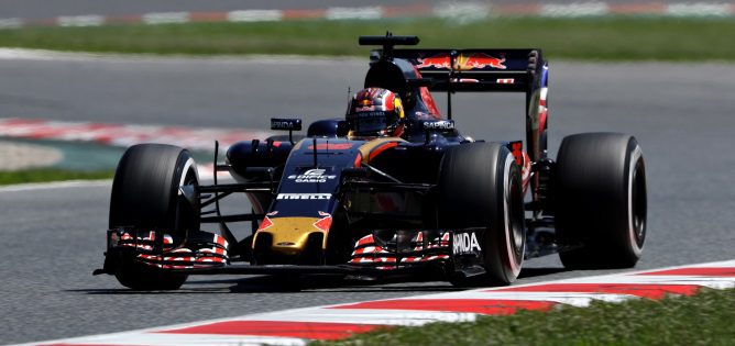 Horner señala que es "muy poco probable" que Kvyat regrese a Red Bull