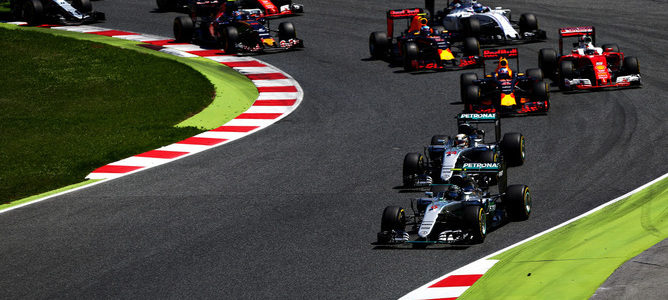 Rosberg asegura que su relación con Hamilton sigue igual que antes tras el GP de España