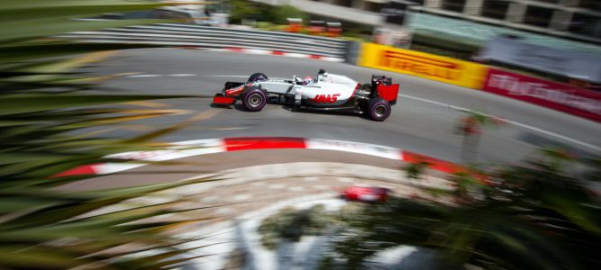 Romain Grosjean: "Hemos tenido suerte de que no hubiera muchos daños"