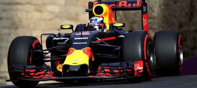 Daniel Ricciardo: "Mañana podemos salir mejor que Mercedes"