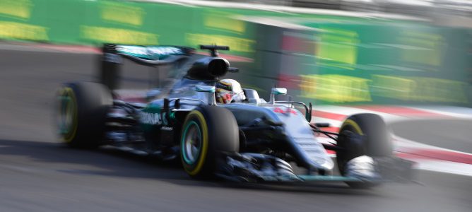 Lewis Hamilton no se rinde: "Todavía quedan muchas carreras por delante"
