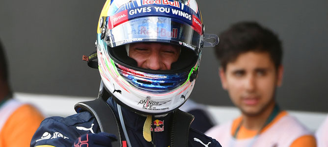 Daniel Ricciardo: "Max Verstappen me hace aún mejor piloto"