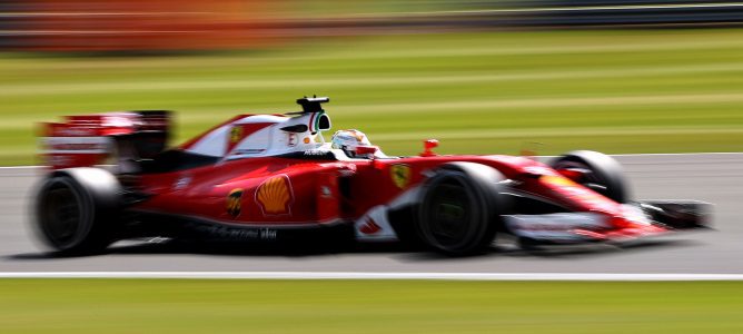 Prensa italiana: "Sebastian Vettel no puede hacer nada con ese coche tan lento"