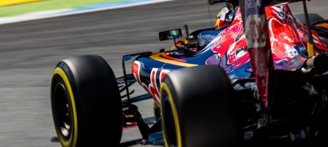 Carlos Sainz pide a Toro Rosso mejorar en los 'pit stops'