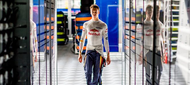 Franz Tost: "Espero que Daniil Kvyat compita con nosotros en 2017"