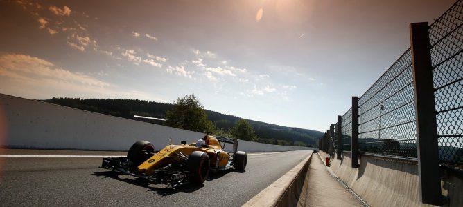 Palmer, sobre el accidente: "Lo he visto por mis retrovisores, me alegro de que esté bien"