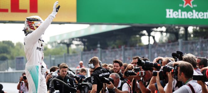 Lewis Hamilton: "Esa vuelta ha sido poesía en movimiento"