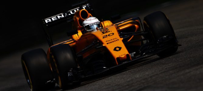 Kevin Magnussen: "Seguimos aprendiendo más sobre el coche cada fin de semana"