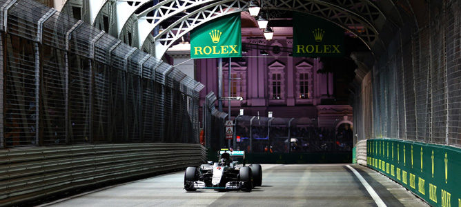 Nico Rosberg se alza con la pole del GP de Singapur 2016 frente a los Red Bull y Hamilton