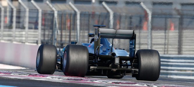 Lewis Hamilton espera sorprenderse con la diferencia de los coches en 2017