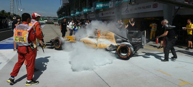 Kevin Magnussen: "Mi equipo ha estado fantástico a la hora de lidiar con el fuego"