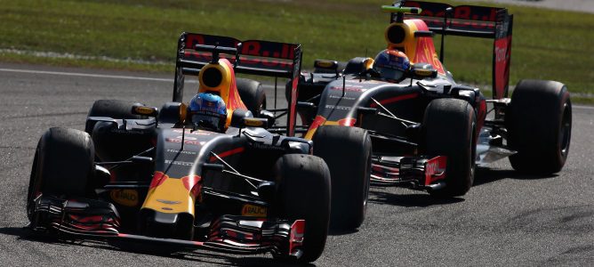 Daniel Ricciardo: "Fue una pelea limpia y justa con Max; ambos la disfrutamos"