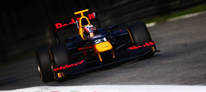 Horner, contento con los Pirelli de 2017: "Los tiempos fueron consistentes"